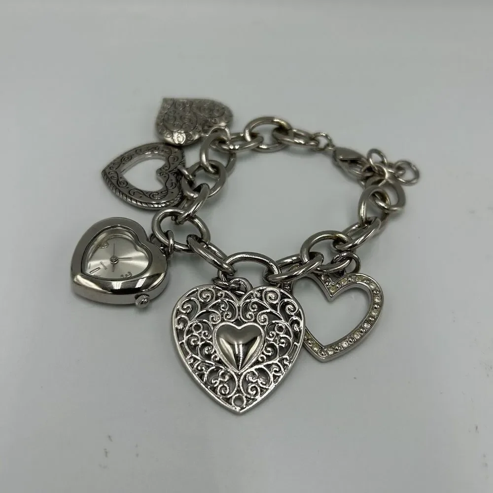 Avon Heart Shaped Charm Bracet Does NOT Work As Is‎